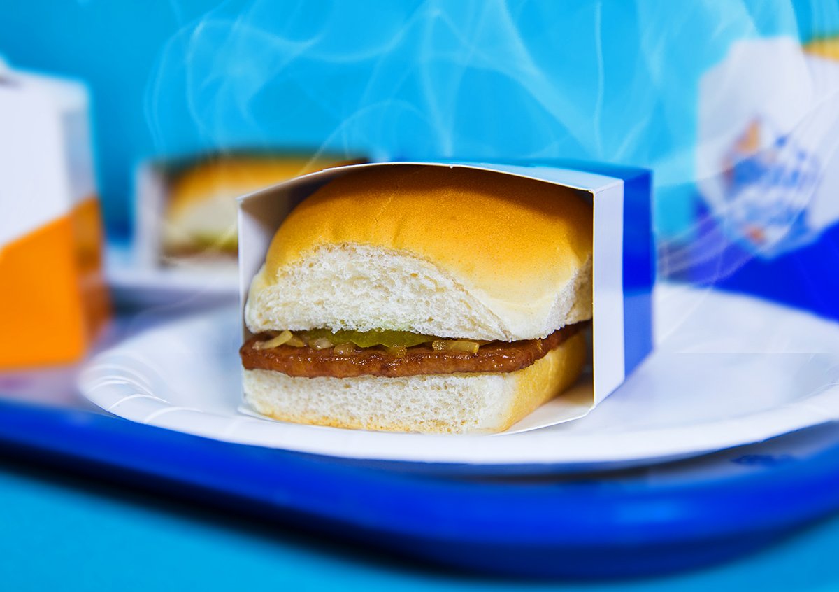 WhiteCastle's tweet photo. Hot box. https://t.co/aGzAEkJr6H