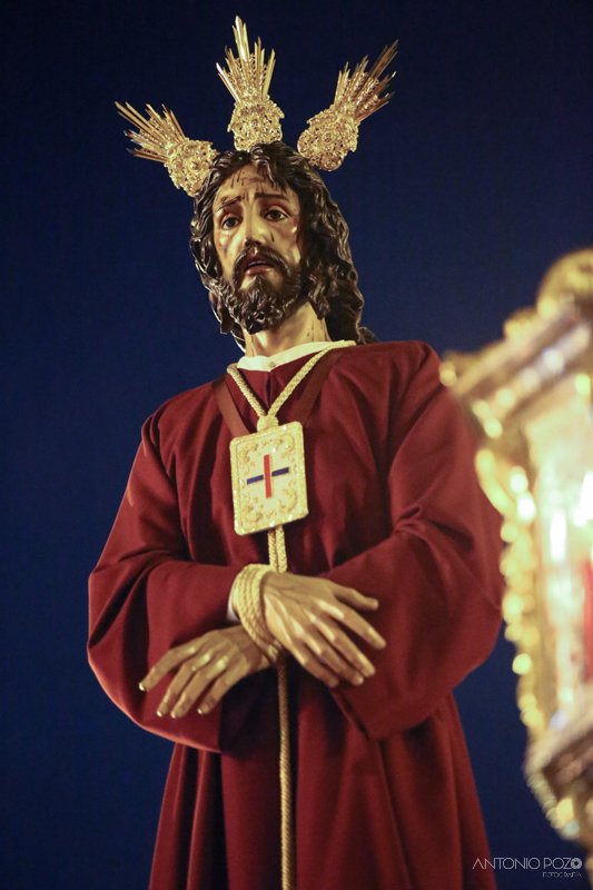 AntonioPozoFoto's tweet photo. Jueves Santo en imágenes #SSantaUtrera #TDSCofrade 
📷https://t.co/clkHgCEAJa https://t.co/YHOcR2wIxo