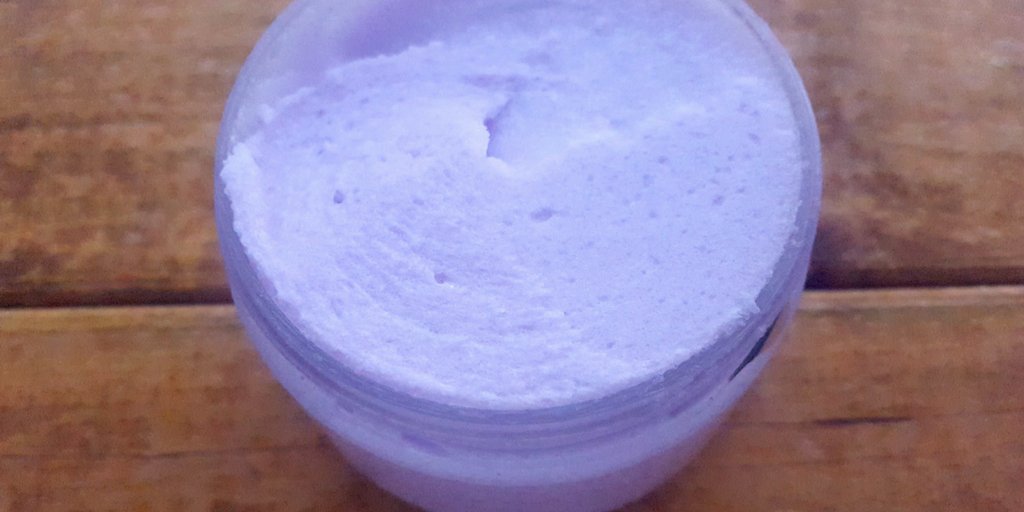 #lavender #handmade #sugarscrub will gently #exfoliate and #moisturize your skin. bit.ly/2dGyfrs #summiessuds #indiebathandbody