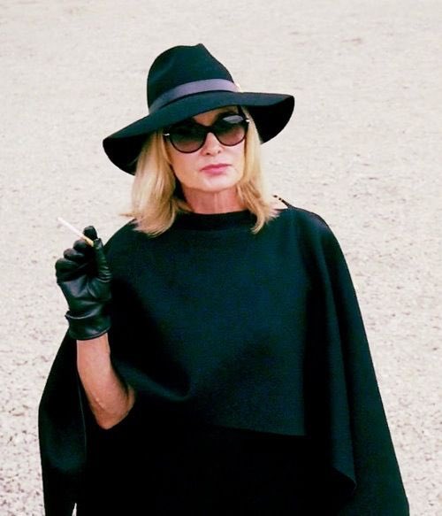 Happy birthday to the gorgeous, insanely talented and forever supreme, Jessica Lange! Keep on slaying kween! 