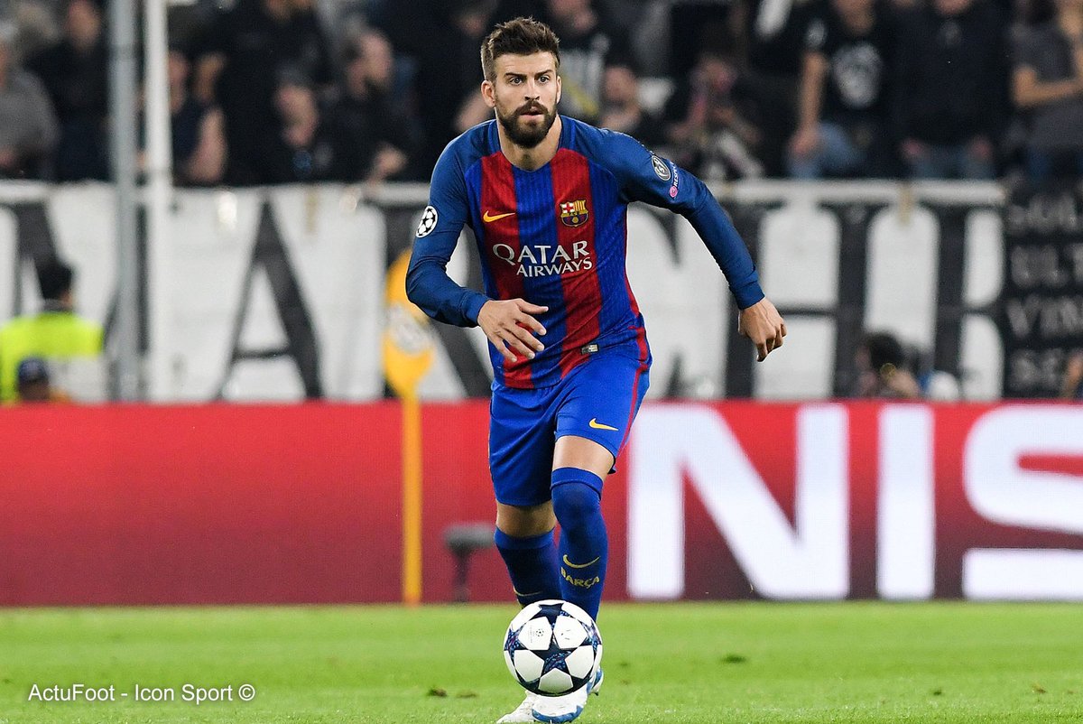 ActuFoot_'s tweet photo. Piqué : "Le Real ? Ça leur fait mal de voir le Camp Nou nous applaudir malgré la défaite. Eux sont habitués aux sifflets quand ils gagnent." https://t.co/dgH5GqmnjS