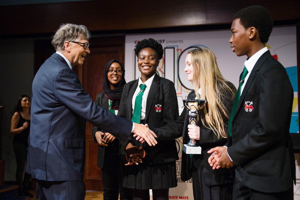 BillGates's tweet image. I loved meeting these young people who are so passionate about fighting poverty: b-gat.es/2pHsL6G #BigDebate
