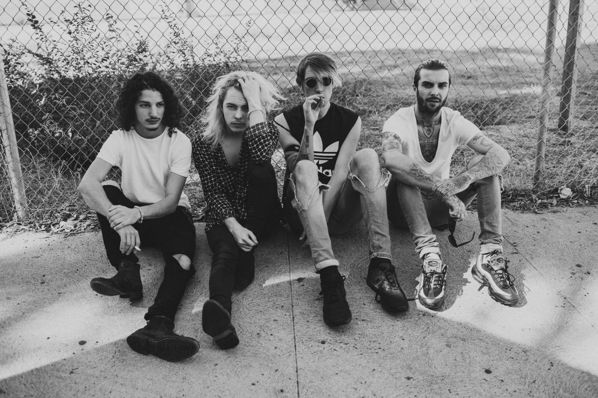 Twickets's tweet photo. Get tickets to see @THEHUNNABAND in Manchester and London at FACE VALUE! https://t.co/zcWN5xDeu4 https://t.co/ylU1CWwVBN