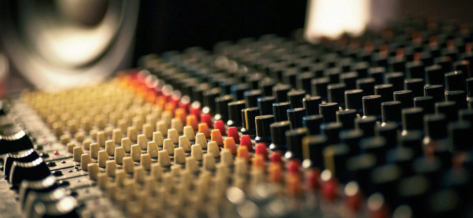 WASstudios's tweet image. Mezcla analógica VS Mezcla digital.
goo.gl/dgZAHP