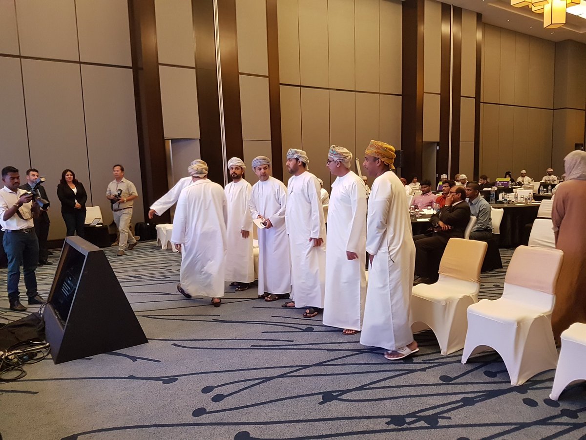 MicrosoftOman's tweet photo. Guests and representatives from our partners arriving to attend the awarding event of #ICOman17 https://t.co/AOaf6vSK3x