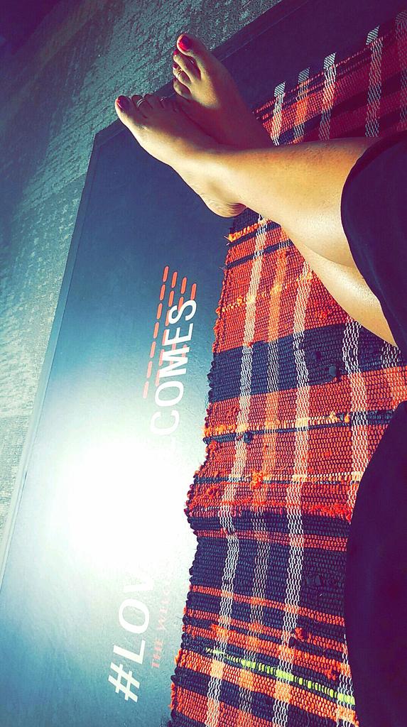 Ms_WM2's tweet photo. Did you know @thistlefarms makes mats woven from Syrian refugees' life vests because #LoveWelcomes https://t.co/kI91FmI3xk