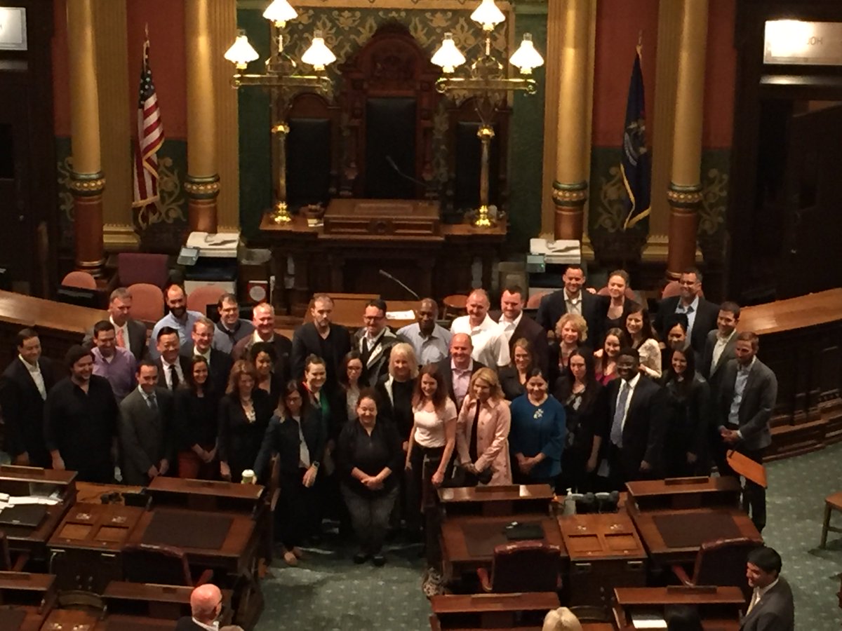 LeadGR's tweet photo. The Leadership Advantage class is in Lansing for the @GRACC #WestMiBizDay - touring the capitol and meeting with legislators for the day! https://t.co/z3kpnBMvbX