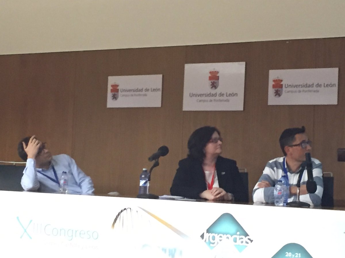 IbnRosa's tweet photo. #semes #Semescyl mesa del dolor, genial, justo antes de inaugurar congreso regional.... ya en marcha!!!! Talleres y comunicaciones tb!!!! https://t.co/djRMjEUdQg
