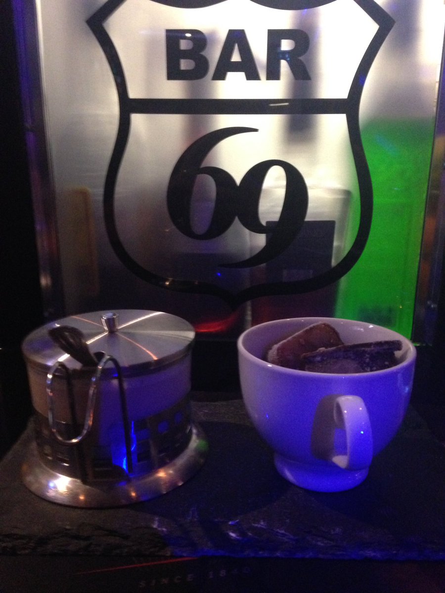 bar69benidorm's tweet photo. #monkeycoffee https://t.co/ofJ5BRjh2E