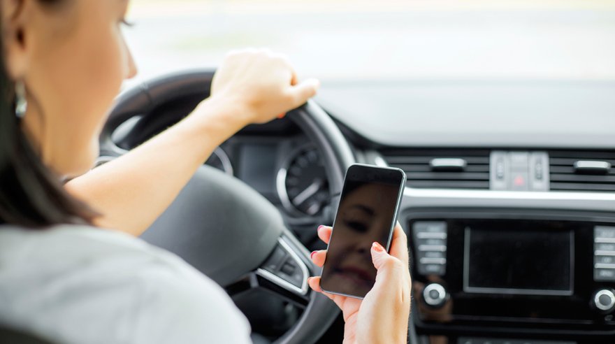 sharphealthcare's tweet photo. Drivers who text or multitask are 23x more likely to crash ➔
https://t.co/WN4zeoeqHy #TakeBackYourDrive @NSCsafety https://t.co/mUpelHzX1h