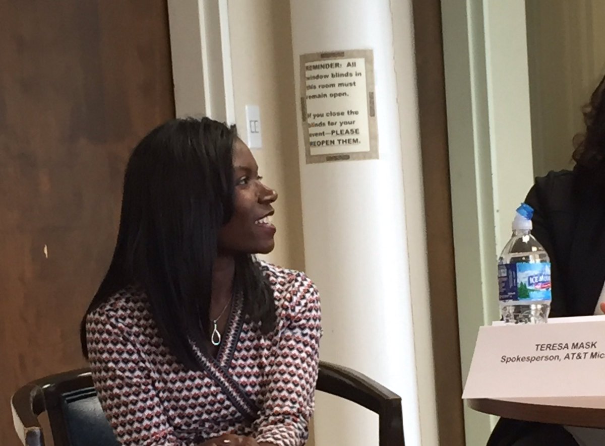 smoyer_jena's tweet photo. Teresa Mask from @ATT Michigan offers PR pro tip: "continue to do what you love " #topprtip https://t.co/OJitKvvX5Y