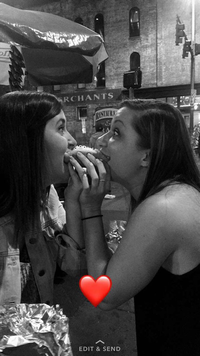 Kwillhoft's tweet photo. #tbt to that one time @clurmichael and I pretended we were lady and the tramp on the streets of Nashville 🌭 https://t.co/ogX4lgo13X