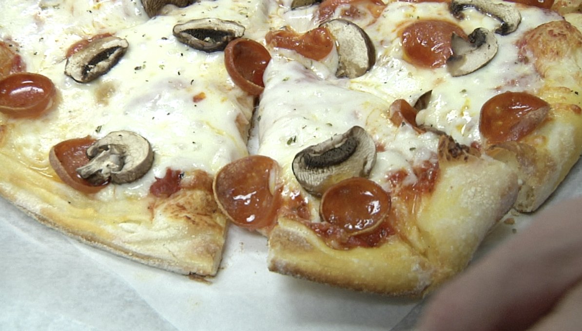 ICYMI-Someone You Should Know: Watertown Man Indulges In Pizza, Earns National Recognition <a href="/KDLTNews/">KDLTNews</a> #KDLTNews bit.ly/2phnGFi