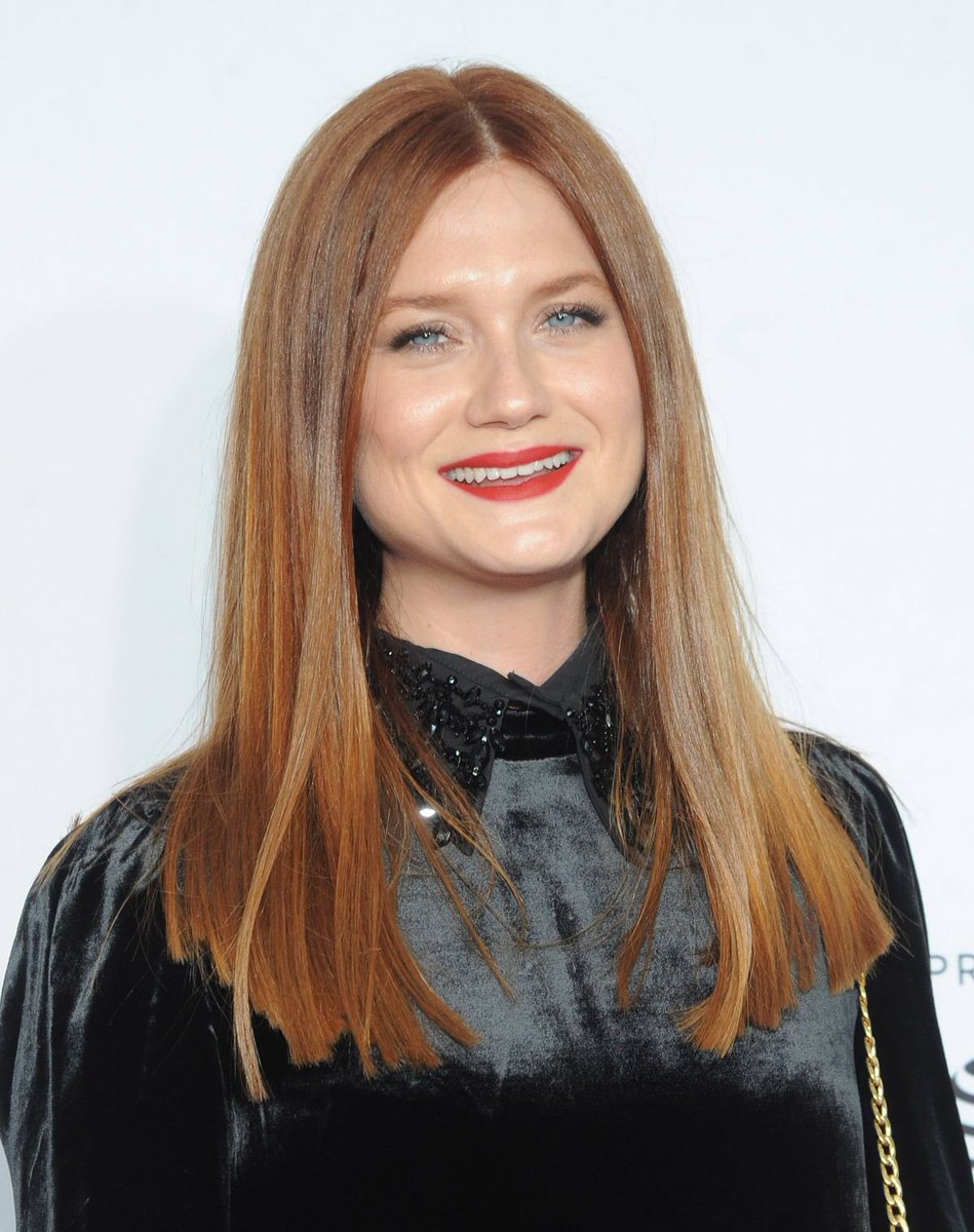 bonbontwright's tweet photo. Bonnie Wright at Clive Davis: The Soundtrack of Our Lives ❤ #Tribeca #BonnieWright https://t.co/bpYgOp0Wk6