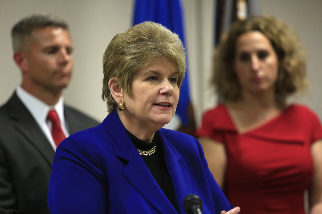 sdut's tweet photo. District Attorney Bonnie Dumanis is resigning July 7 and is mulling running for a county board seat, she announced.
https://t.co/i497UkZN74 https://t.co/dZLMzpwyvt