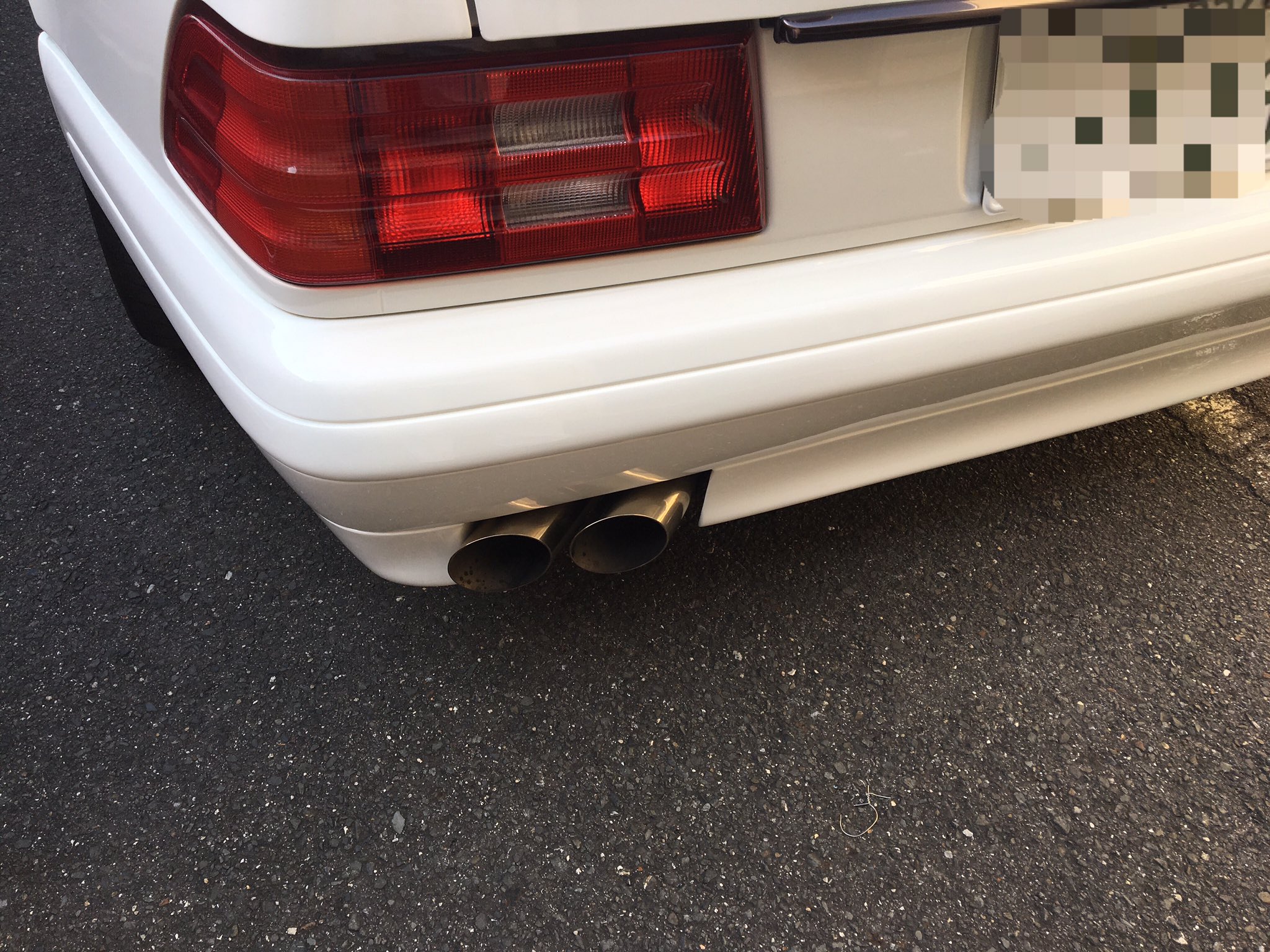車両販売 大阪 中古車屋 على تويتر ベンツ Sl500 オープンカー 平成8年式 ブラバスルック オープン動作確認済み ベンツの古い車は値段が 上がっていってるので 買うなら今がチャンス ミナミの帝王でも萬田銀次郎が 乗っていたタイプのベンツです 金額は65