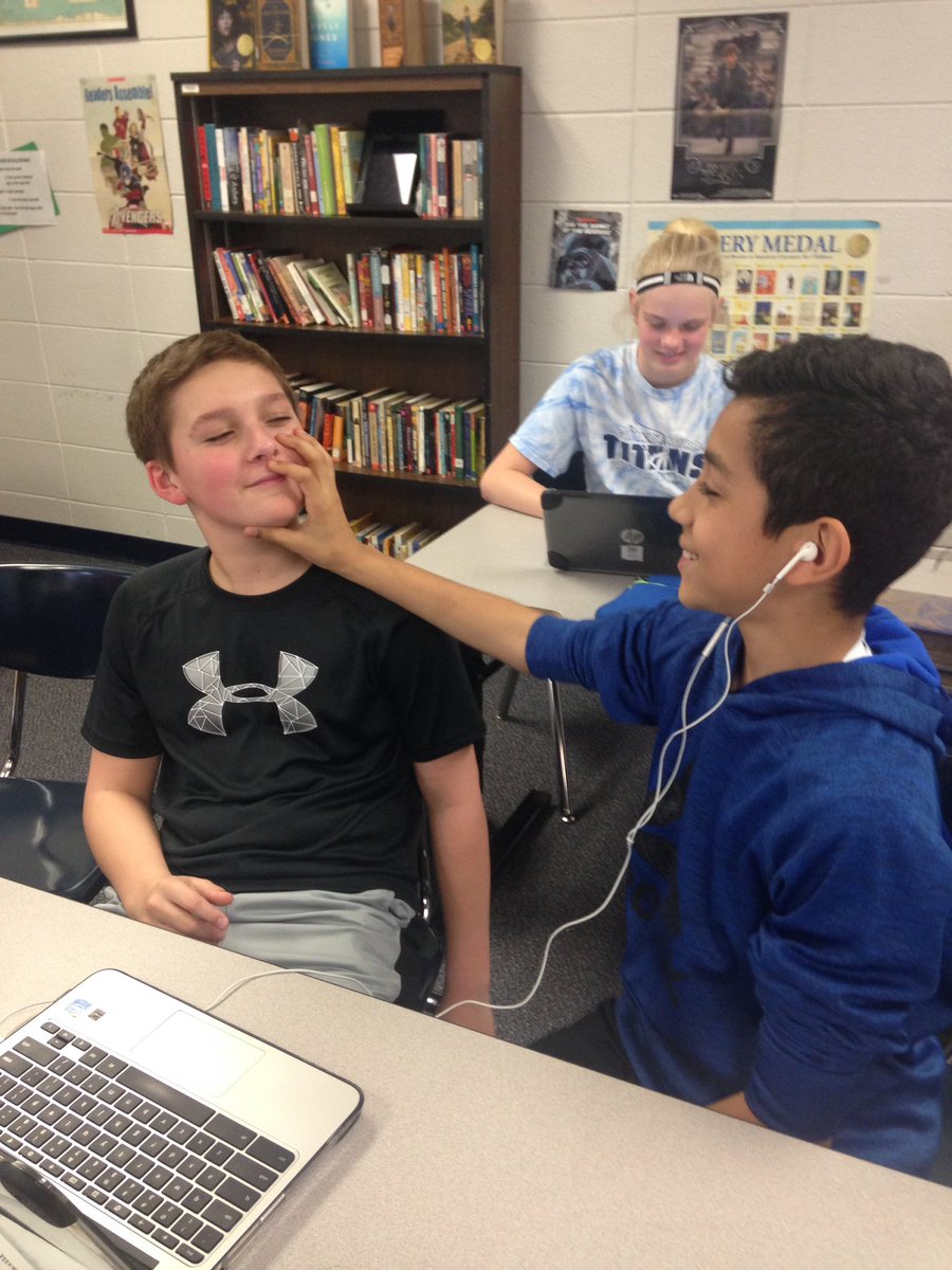 csawicki2's tweet image. How did this experience change your thinking? Learning how to speak &amp;amp; spell like Helen Keller did in 7LA! @MrD_LC #theLCMSride #authenticity