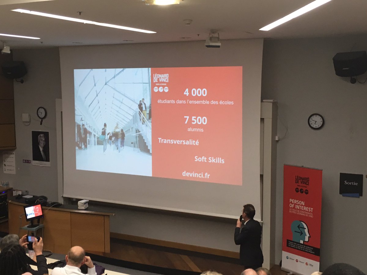 Sebirish's tweet photo. Le @GroupeLDV en quelques mots by @peteremmanuel75 #TransfoDigi by Gilles Babinet @babgi  Cc @IIMparis #POI2017 https://t.co/O7EOqGNlS3