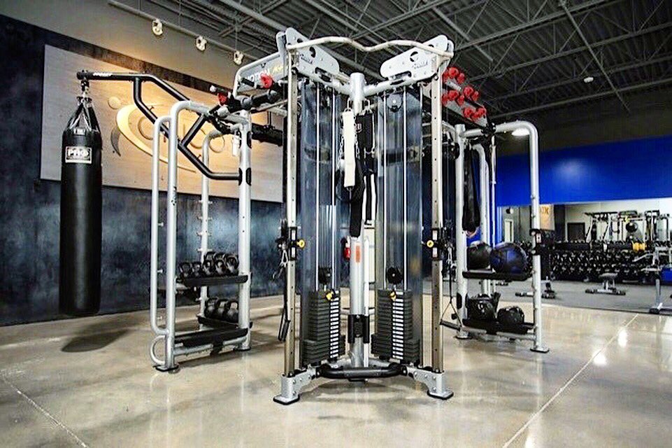 HOISTFitness's tweet photo. When you want a centerpiece that makes a #PowerStatement - #HOIST #MotionCage https://t.co/C3HYZD6p2d