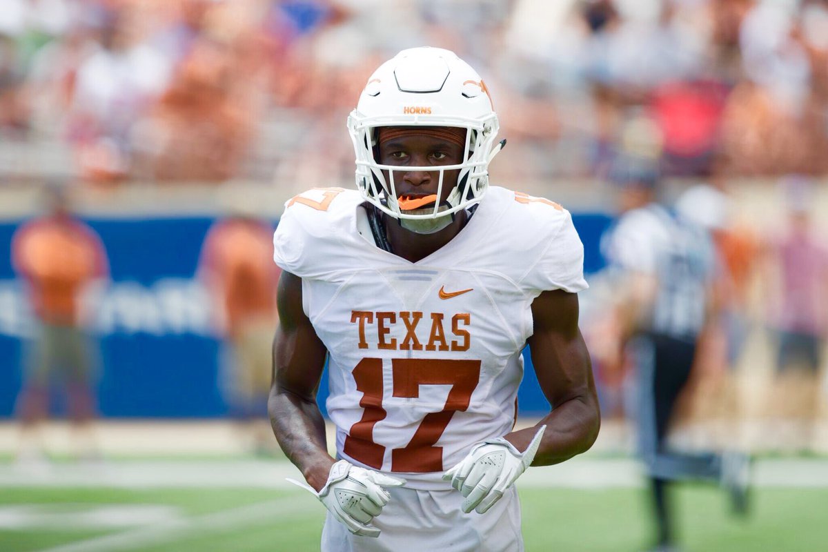 TrappinBenny5's tweet photo. 😤 #HookEm 🐂🤘🏾 https://t.co/Fty7fL6CEO