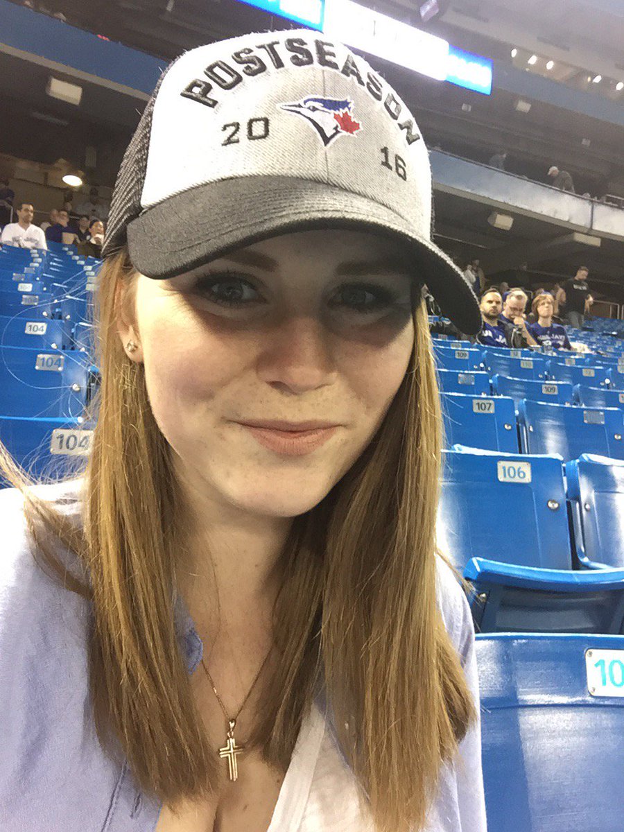 JenMeats's tweet image. #tdinthesix section: 114L Row: 20 seat: 103