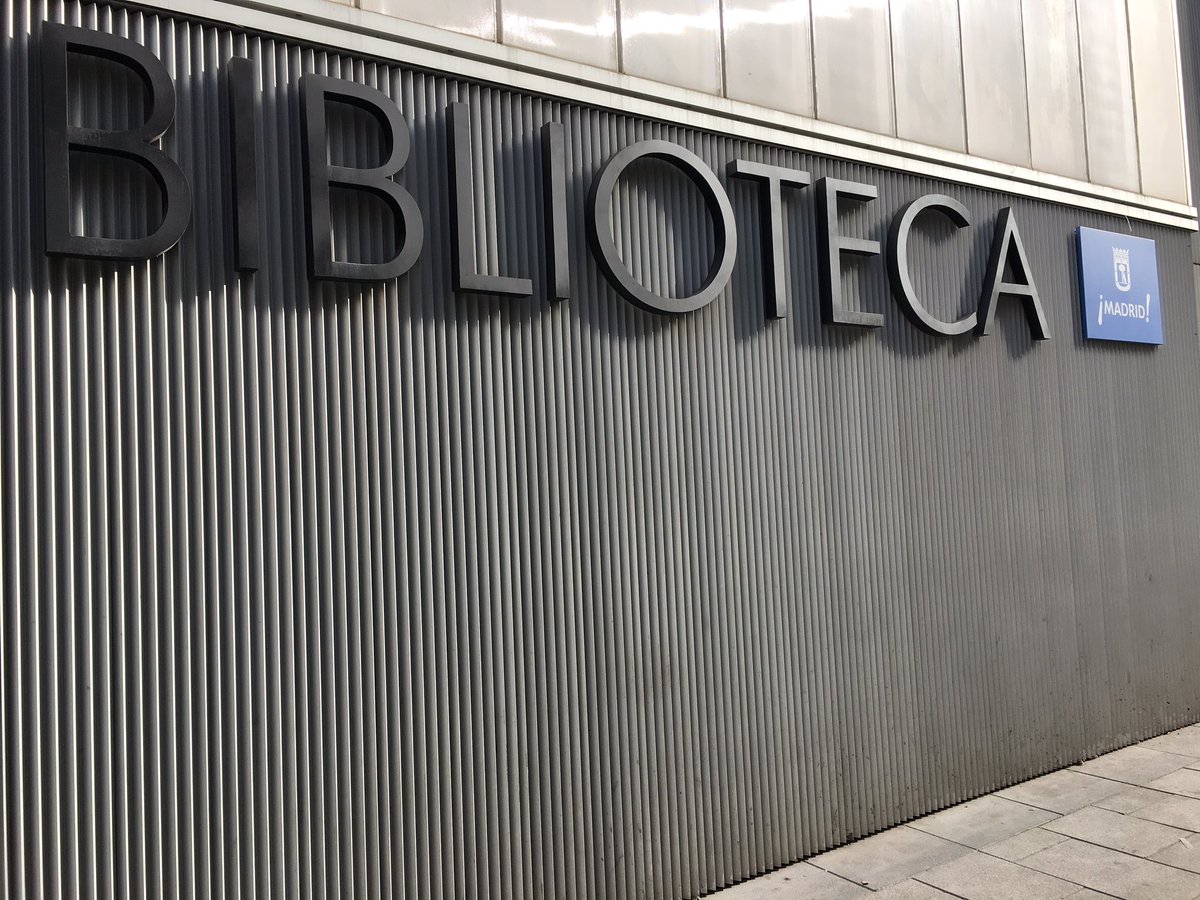 aicragellebasi's tweet image. #LibraryLove #LibraryLife #LibrariesAroundTheWorld #Madrid @bpmmadrid #Barcelo