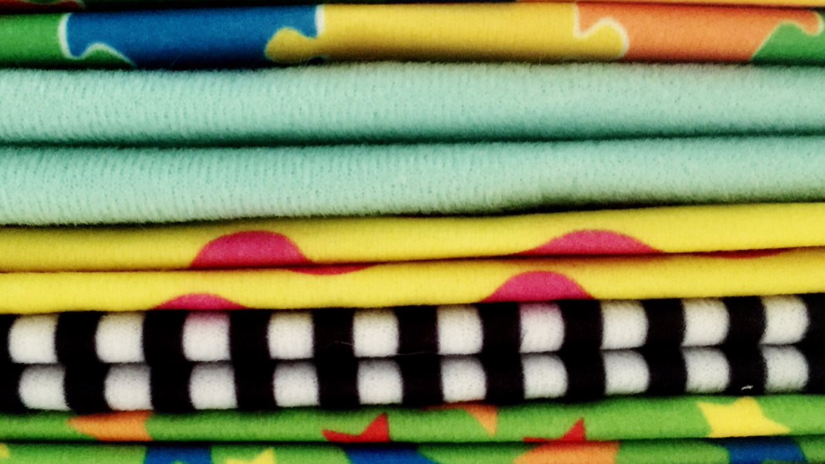 Zonnerhall's tweet photo. #BabyPaper is back in stock with a couple new #vibrant and #fun colors and patterns! #toy #babyshower #safeandfun #babypapertoy #zonnerhall https://t.co/z4JZXXbeOC