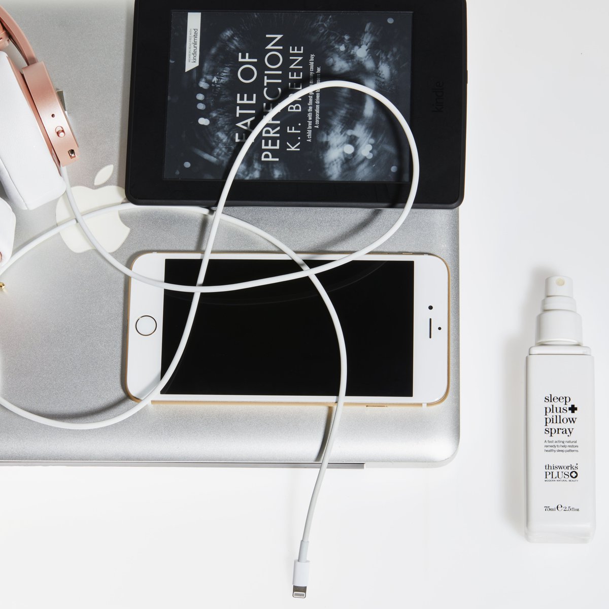 thisworks's tweet photo. Fight blue light: Sleep plus pillow spray is proven to combat the effects of blue light on sleep patterns. #thisworks #sleepplus https://t.co/ECS16B73qZ