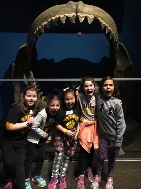 2nd graders loving life at the Aquarium! Seeing Ocean animals we're studying up close and personal. #tituspride #habitats @CBSteveCashman