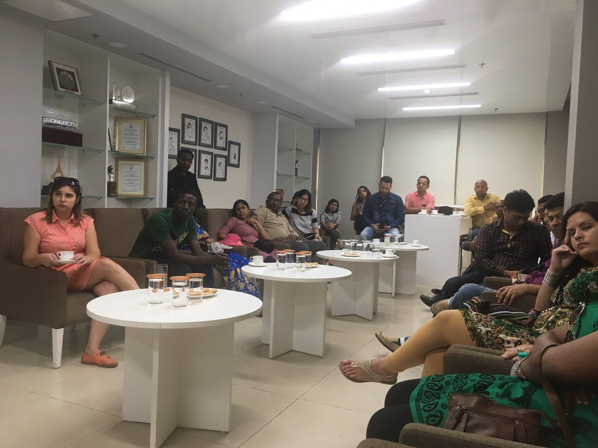 apradhan1968's tweet photo. Journos from 19 countries who're studying #DevJournalism at #IIMC visited @IndianExpress off & extensively interacted with senior editors! https://t.co/Mi0EmWmsq4