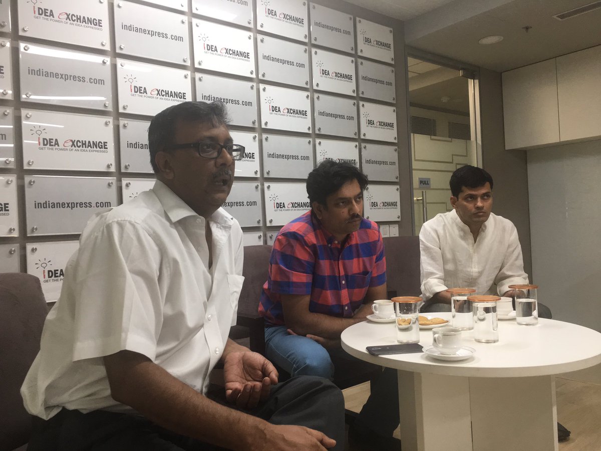 apradhan1968's tweet photo. Journos from 19 countries who're studying #DevJournalism at #IIMC visited @IndianExpress off & extensively interacted with senior editors! https://t.co/Mi0EmWmsq4