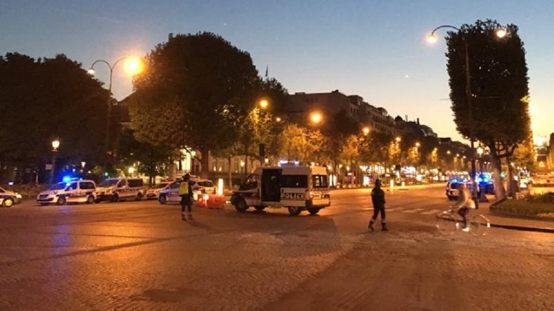 breaking216's tweet photo. #Daesh  - L'État islamique revendique la fusillade aux #ChampsElysees https://t.co/3GF5f8hBU0