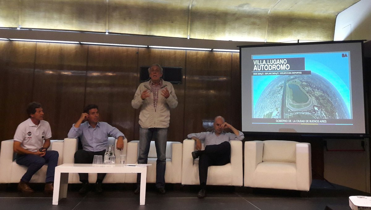"Vamos a volver a tener el Autódromo que emocionaba al mundo entero", <a href="/FlacoTraversoOK/">Juan Maria Traverso</a> cierra el encuentro automotor.
