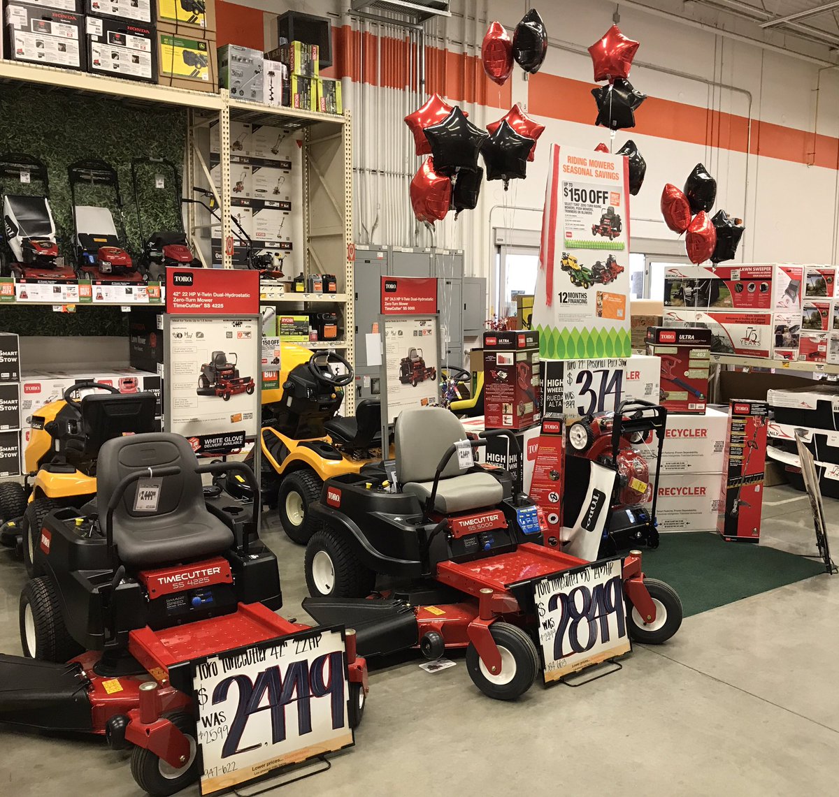 ToddDonaldson8's tweet photo. Toro days event at your Osage Beach Home Depot $150 off Toro zero turn mowers $25 off Toro push mowers https://t.co/smKlaD15zr