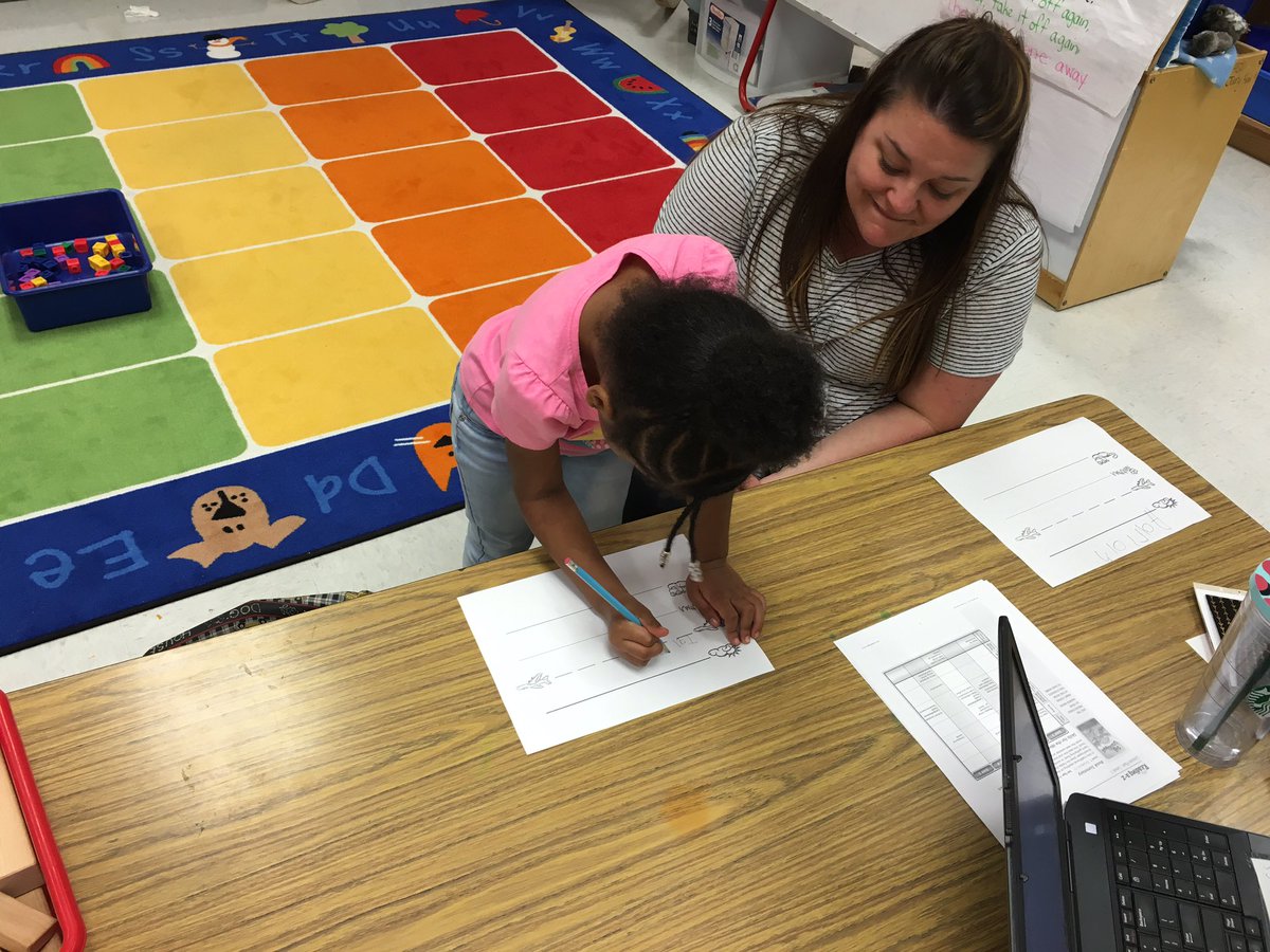mprather007's tweet photo. Jury is welcoming new jaguars at our kindergarten registration. https://t.co/bexMS3Zpcx
