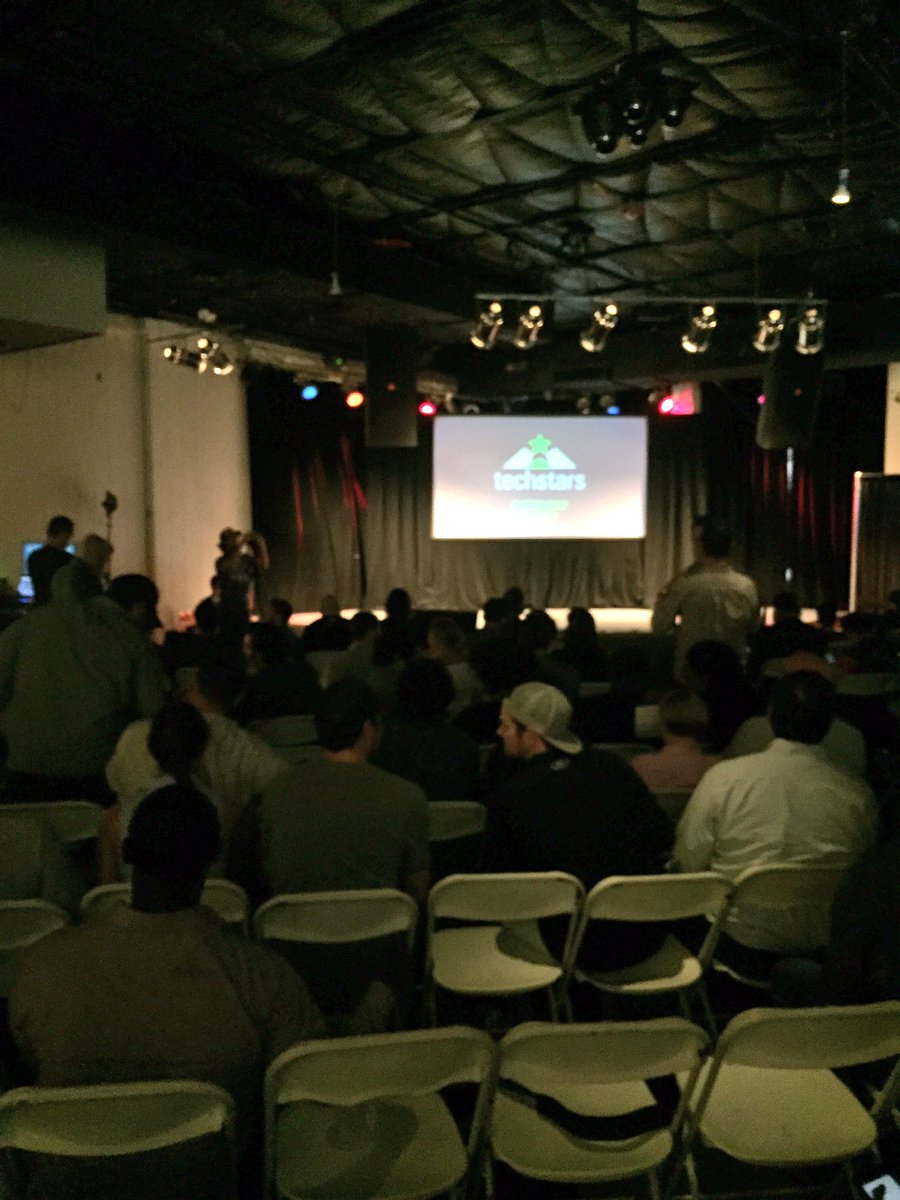 WeAreDivInc's tweet image. We&apos;re PUMPED!! @techstars #ATX Demo Day 2017 getting underway... let&apos;s get this party started!! @seats @iamamoslee #accelerate #springcohort