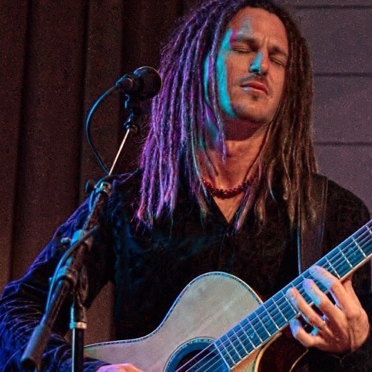 FlanagansPubFL's tweet photo. Tonight, 7-11p, Noah Broe on the Noel Cooney stage. #flanagansdunedinfl https://t.co/sMzJI6eBS6