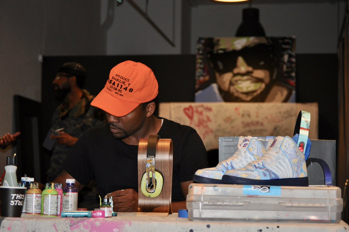 1MoreGlobal's tweet photo. Never stop creating | Flashback to CREATIVENITE LA with Simeon James Art
#hearmore #custom #MK802 https://t.co/y4ejnoB4gD