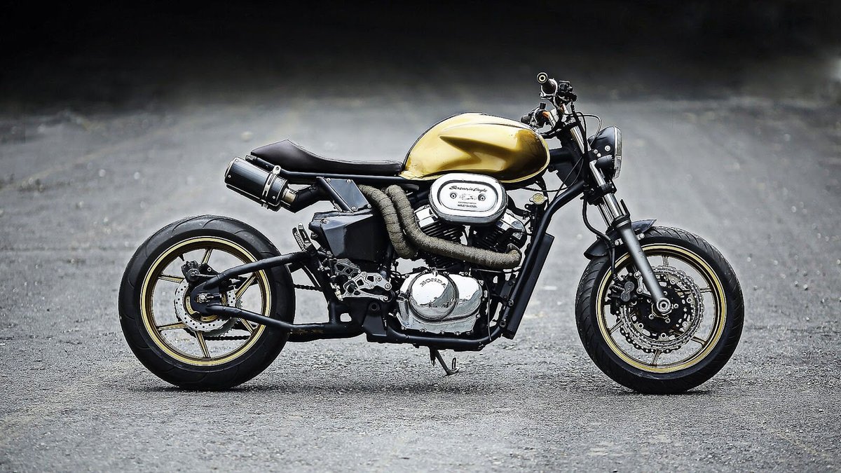 BikeBrewers's tweet photo. Awesome Honda Shadow "Special" --> more on the blog: https://t.co/AgMGIHkpPm #honda #caferacer https://t.co/ZkLuUx6CkD
