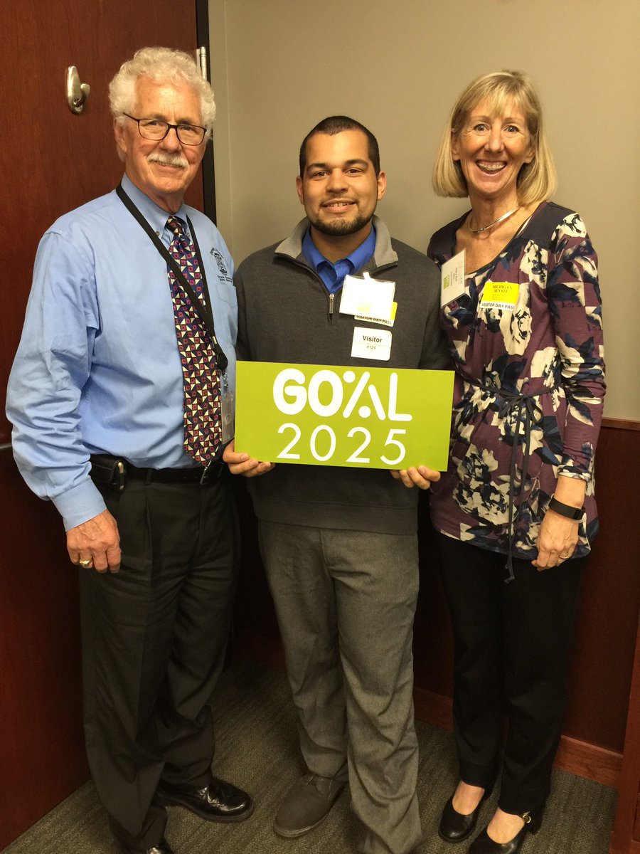 BCAC_Promise's tweet photo. Thanks for meeting with us Senator Booher! With your help, we can Prepare our Students for the Promise of Tomorrow! #MCANAdvocates #Goal2025 https://t.co/IwfYm4CgEL