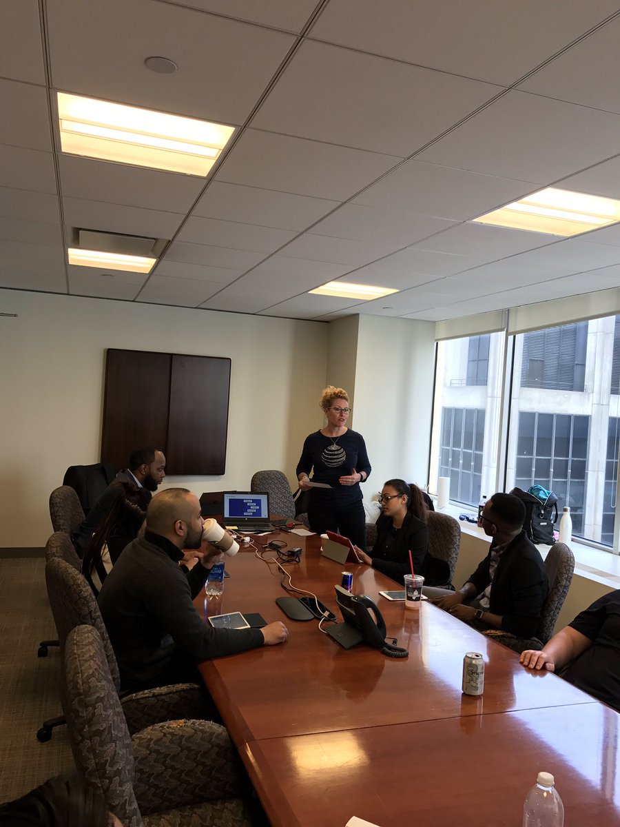 Montzstarz's tweet photo. #LifeAtAtt #Coaches #Brainstormimg  @TweetwithKeith  @gonty_13 #OneNYNJ #WeAreNorthEast https://t.co/HbfwAmMJzg