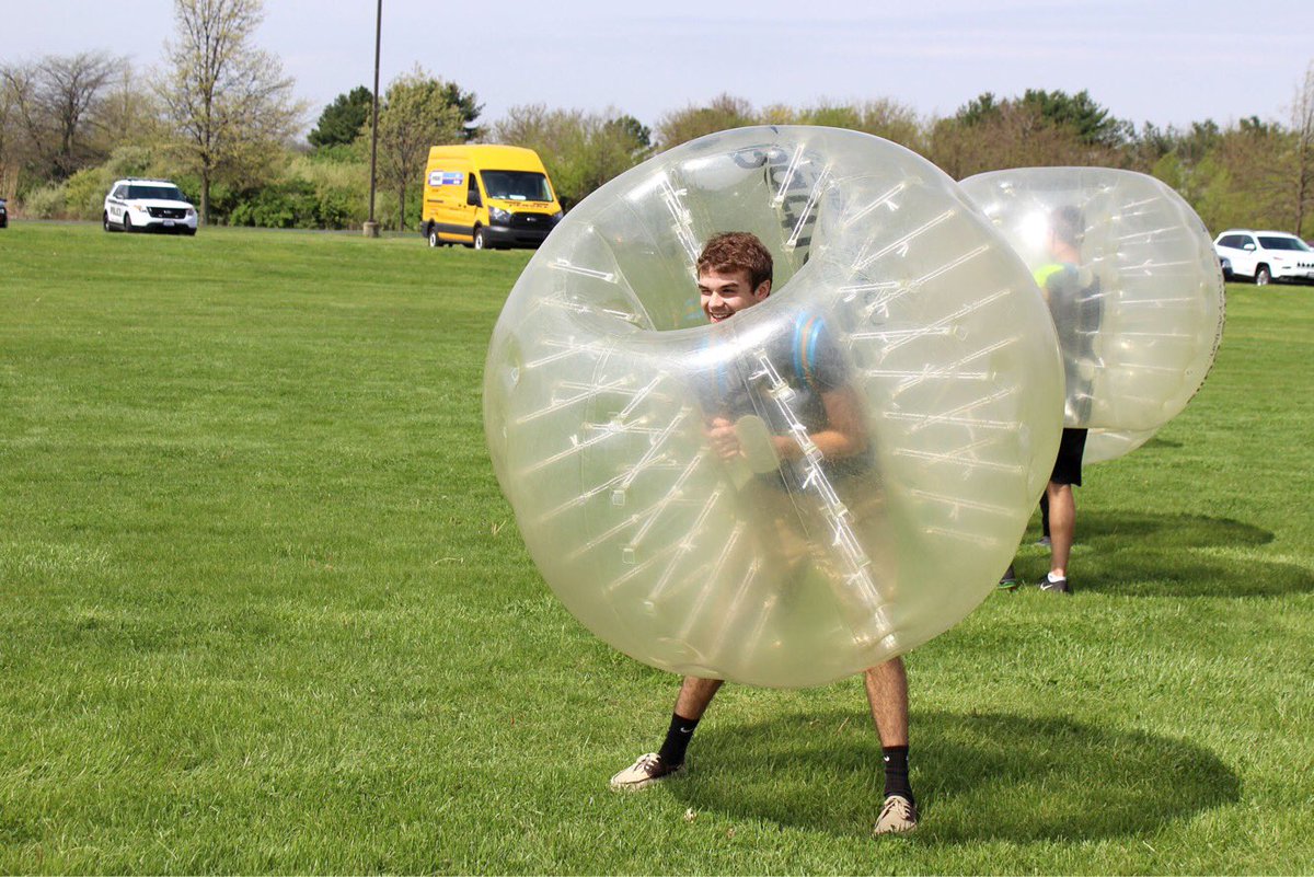 NavigatorNews's tweet photo. Student Activity Board brought some awesomeness to campus yesterday
#BattleBall https://t.co/Hu0IHkb09U
