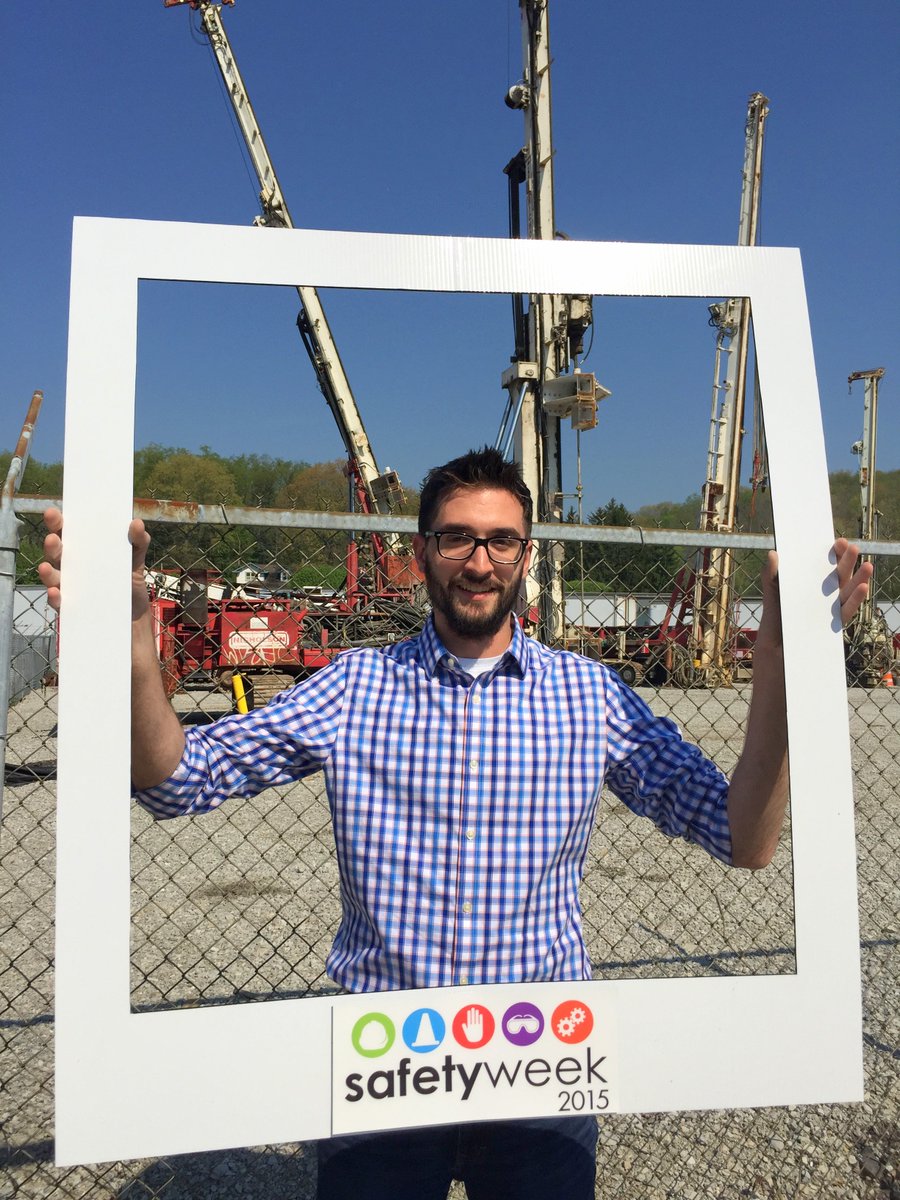 NicholsonConst's tweet photo. #ThrowbackThursday to #SafetyWeek2015 @SafetyWeek_2017 https://t.co/vPLEo0a4yG
