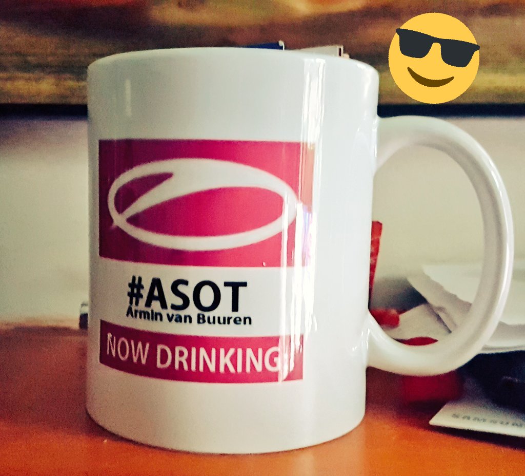 TomPoole007's tweet image. @asot #ASOT810 #asot
