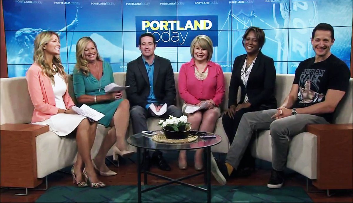 VasilisaVolga's tweet photo. #SashaRoiz #DFSOregon #KGWNews #PDXToday https://t.co/095rShyD6p