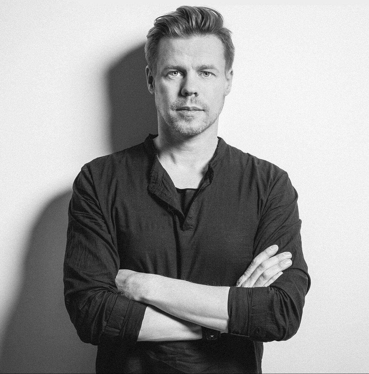 kessam56's tweet image. Simply love #ASOT810