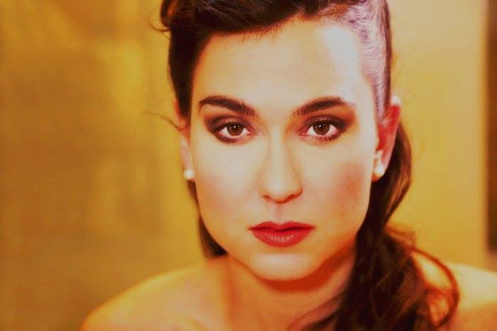 #JazzGigOfTheWeek ⇢ Bassist &amp; vocalist <a href="/bdisterheft/">Brandi Disterheft</a> with Klaus Mueller &amp; Portinho Sunday April 23 <a href="/segalcentre/">Segal Centre</a> - goo.gl/LdxwnN