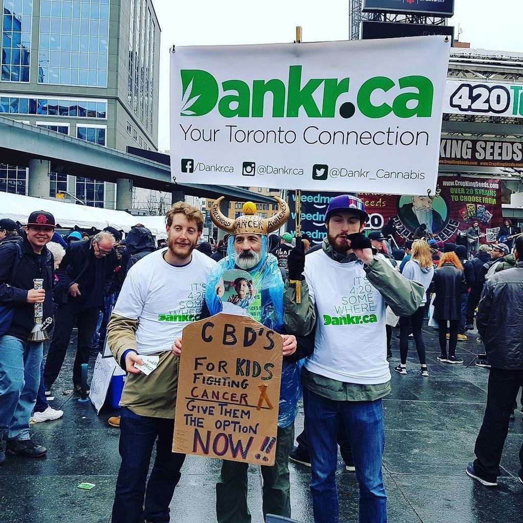 Dankr_Cannabis's tweet photo. Dankr.ca gave a motivational speech today at Yonge & Dundas Square! Video coming online soon!
#dankr #420 #blazei… https://t.co/pzjg2xvc8K https://t.co/jPfPPyufx1