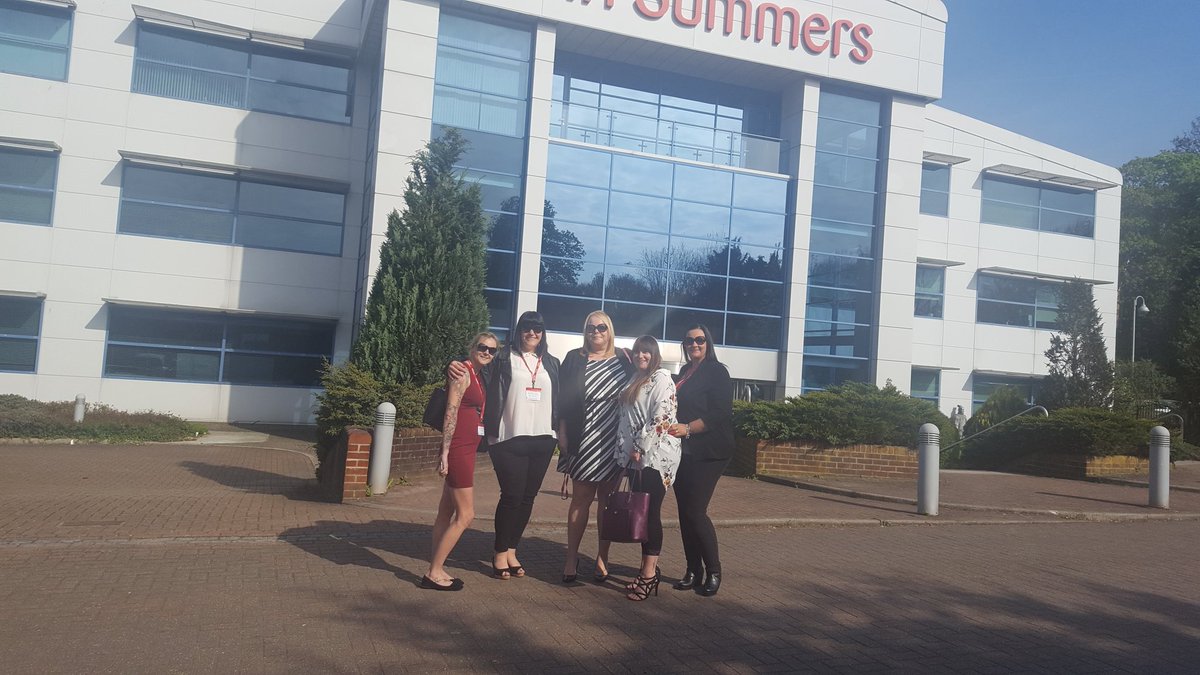 Shell_Freeman's tweet photo. Excellent day at our RL meeting today, loved having my STL's &amp; TM with me! @sophie_crossley @Vanessa_Gold @Jacqueline_Gold #PartyPlan https://t.co/Up0QV4Zyx5