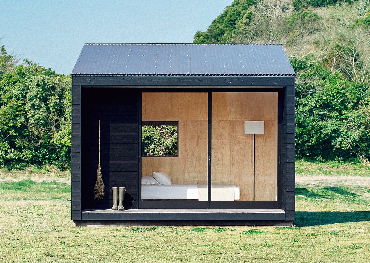 An adorable Japanese cottage designed by Muji.